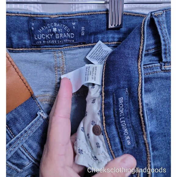 Lucky Brand Distressed Brooke Legging Jeans Women's size 12/31 - Picture 7 of 8